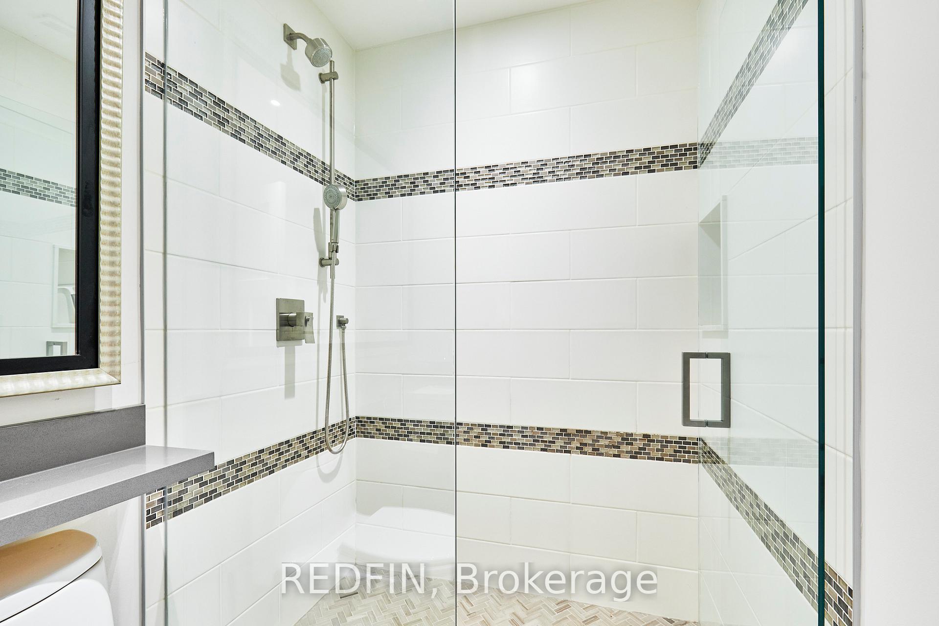 Photo 34 of 516 Melrose Avenue, Toronto, Bedford Park-Nortown — HOMEH