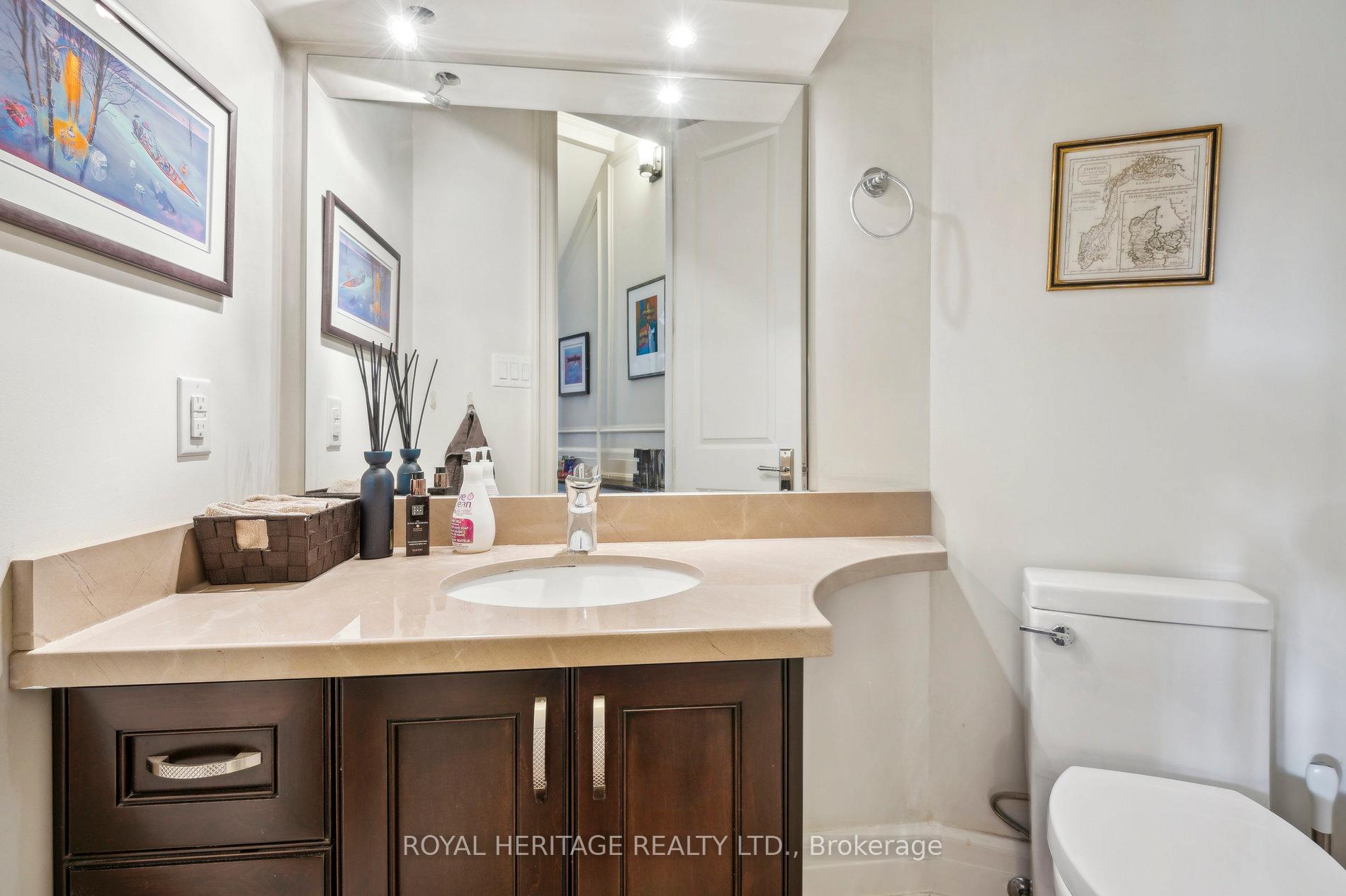 Photo 11 of 17 Belsize Drive, Toronto, Mount Pleasant West — HOMEH