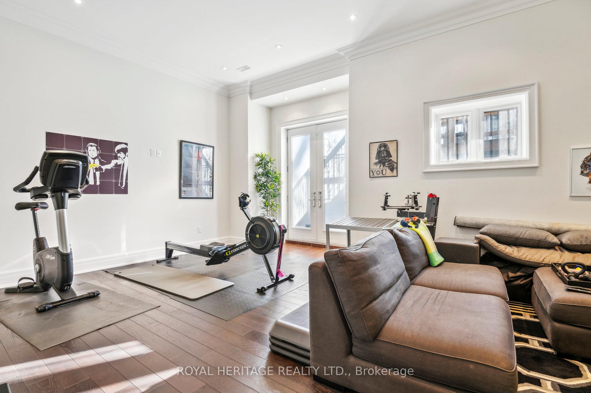 Photo 20 of 17 Belsize Drive, Toronto, Mount Pleasant West — HOMEH