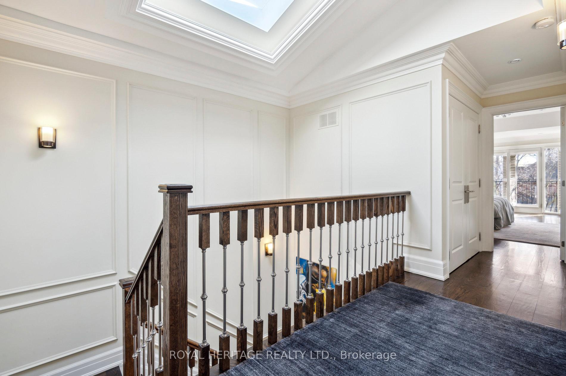 Photo 25 of 17 Belsize Drive, Toronto, Mount Pleasant West — HOMEH