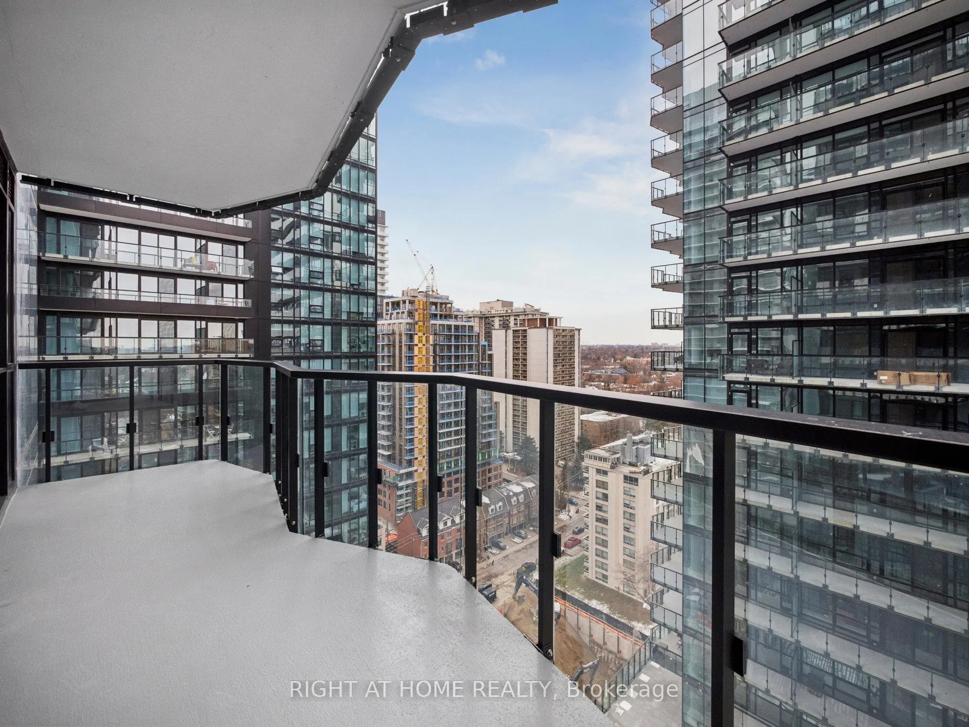 Photo 45 of Unit 1705, 110 Broadway Avenue, Toronto, Mount Pleasant West — HOMEH
