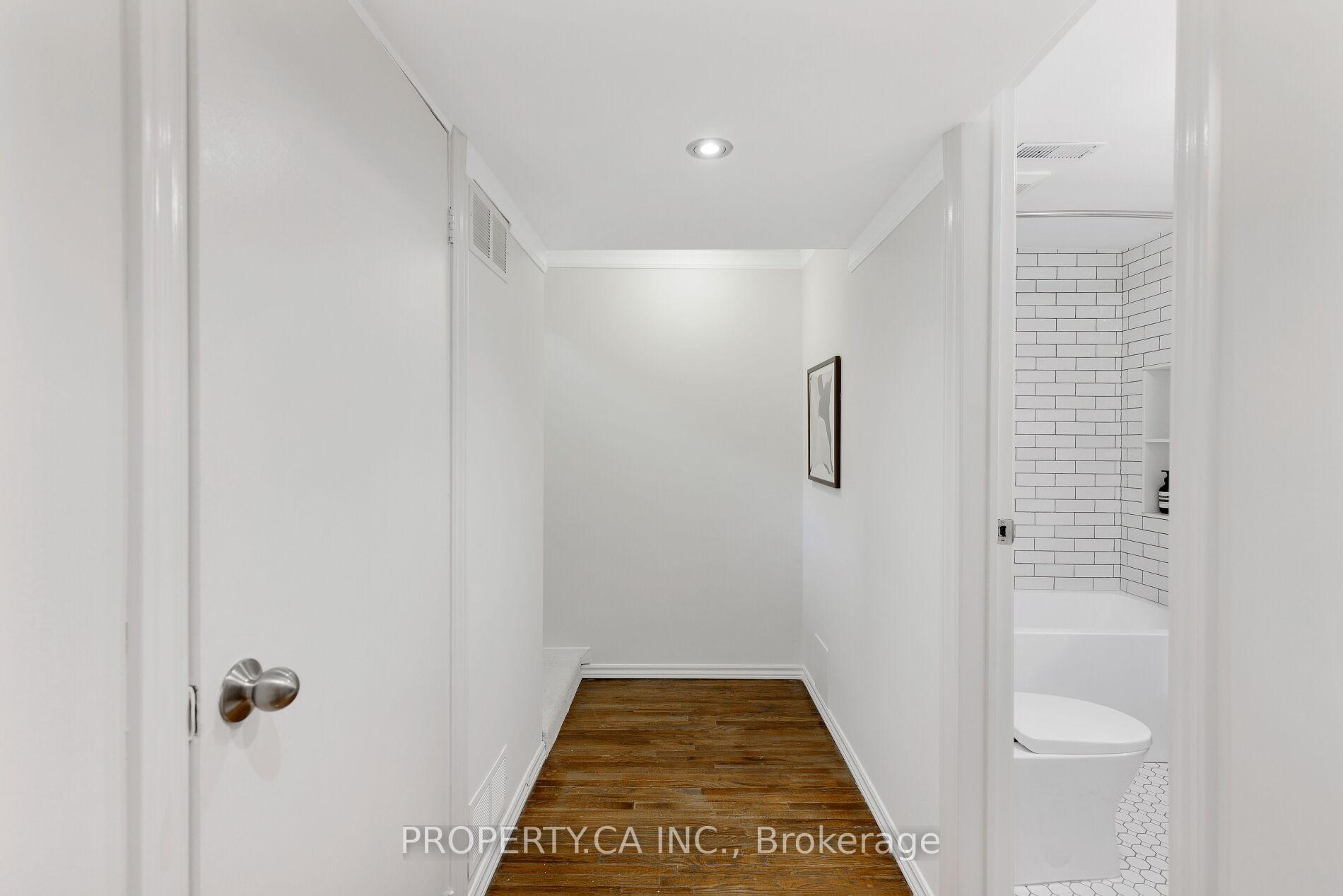 Photo 29 of 419 Rhodes Avenue, Toronto, Greenwood-Coxwell — HOMEH