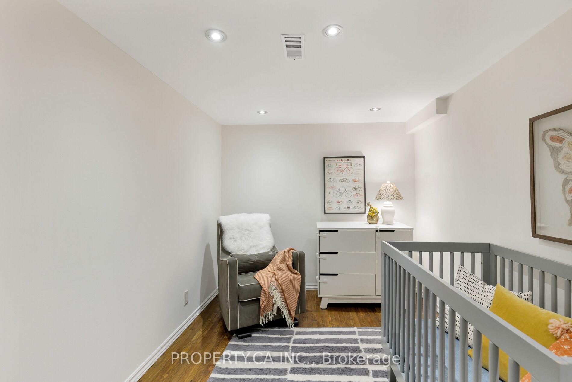 Photo 35 of 419 Rhodes Avenue, Toronto, Greenwood-Coxwell — HOMEH