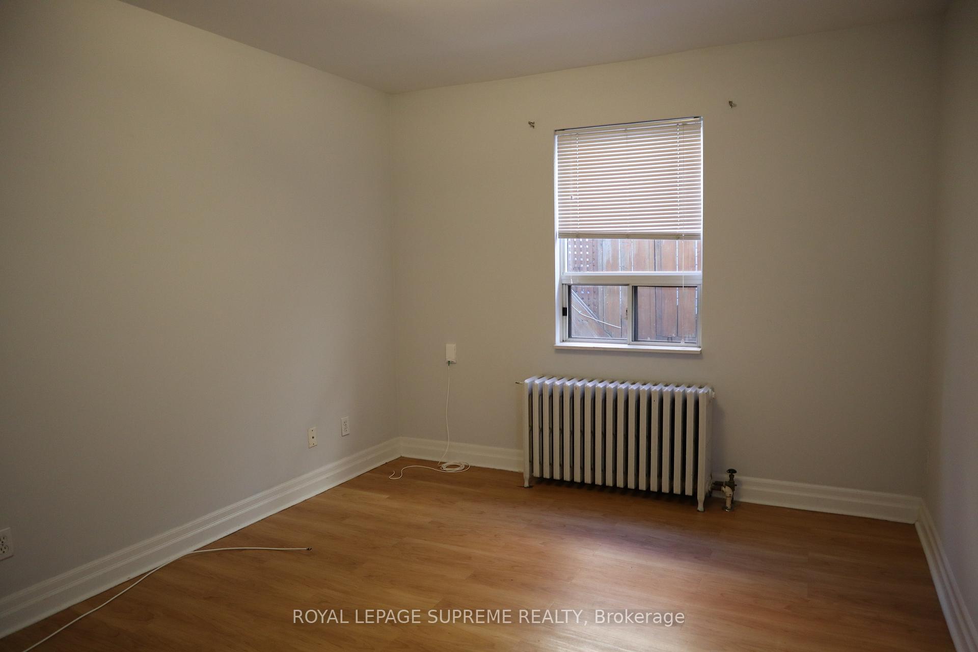 Photo 3 of Unit 2, 526 Eglinton Avenue W, Toronto, Lawrence Park South — HOMEH