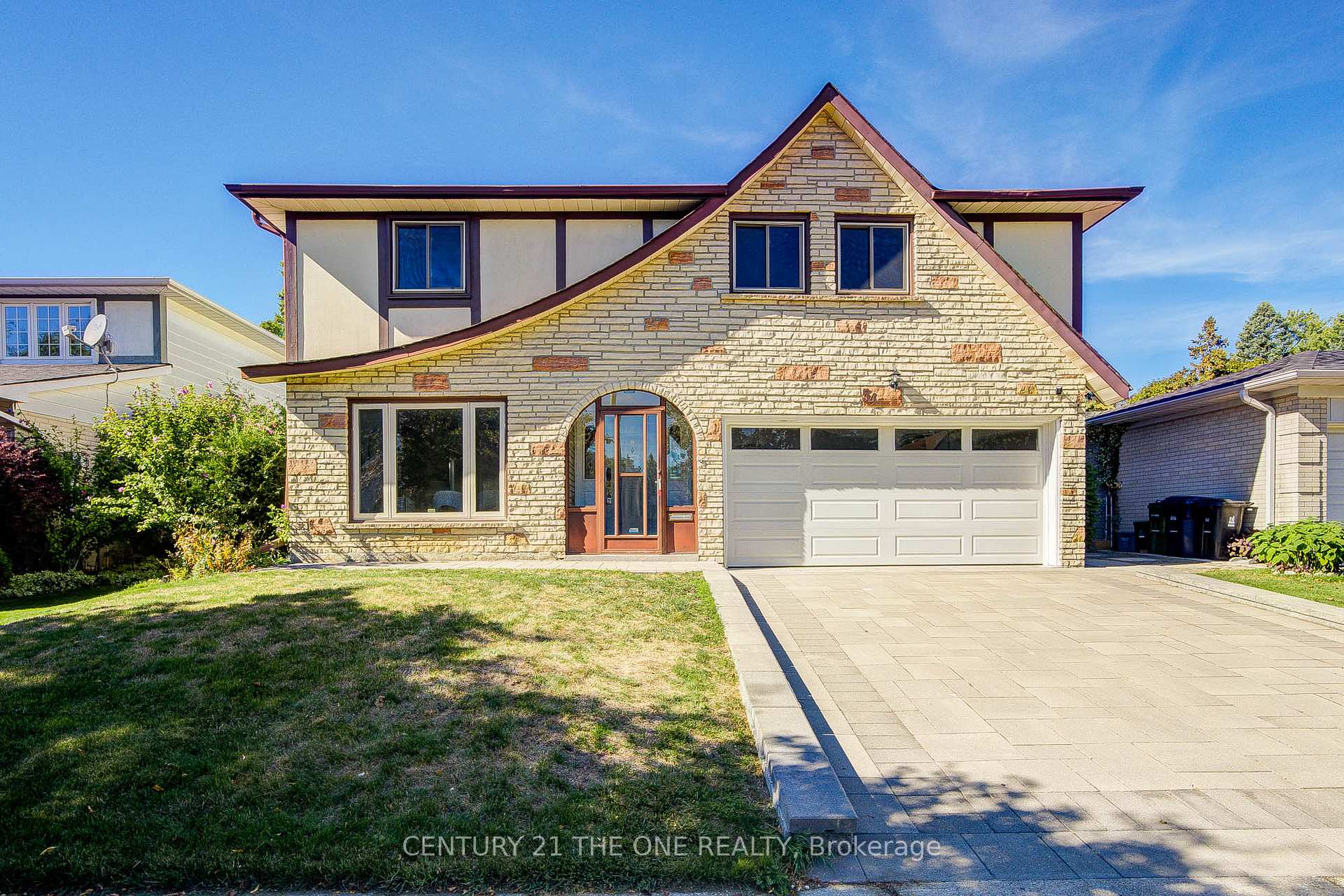 Photo 1 of 54 Marblemount Crescent, Scarborough, Tam O'Shanter-Sullivan — HOMEH