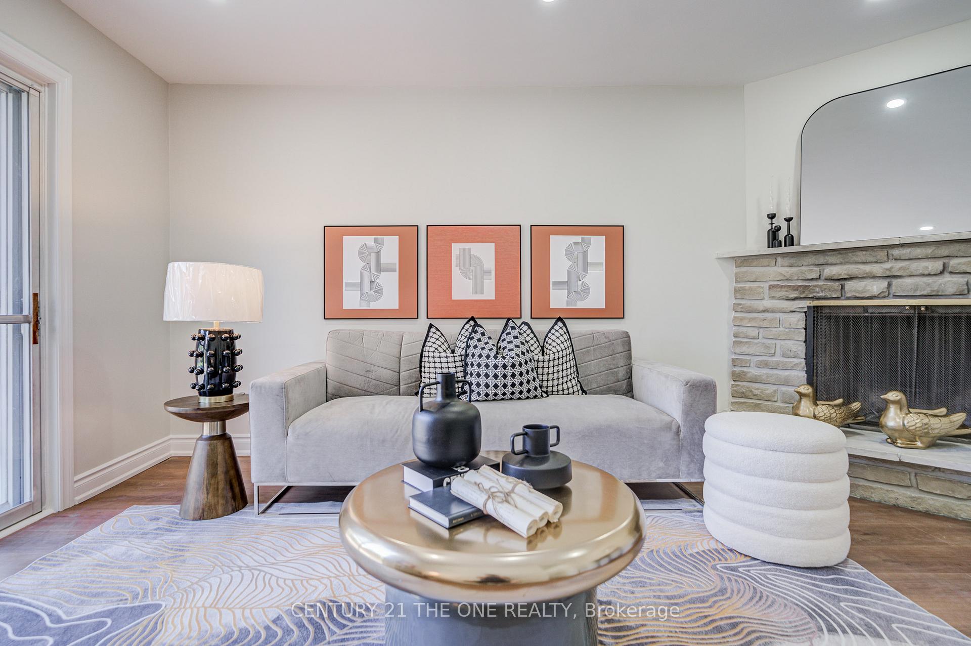 Photo 12 of 54 Marblemount Crescent, Scarborough, Tam O'Shanter-Sullivan — HOMEH
