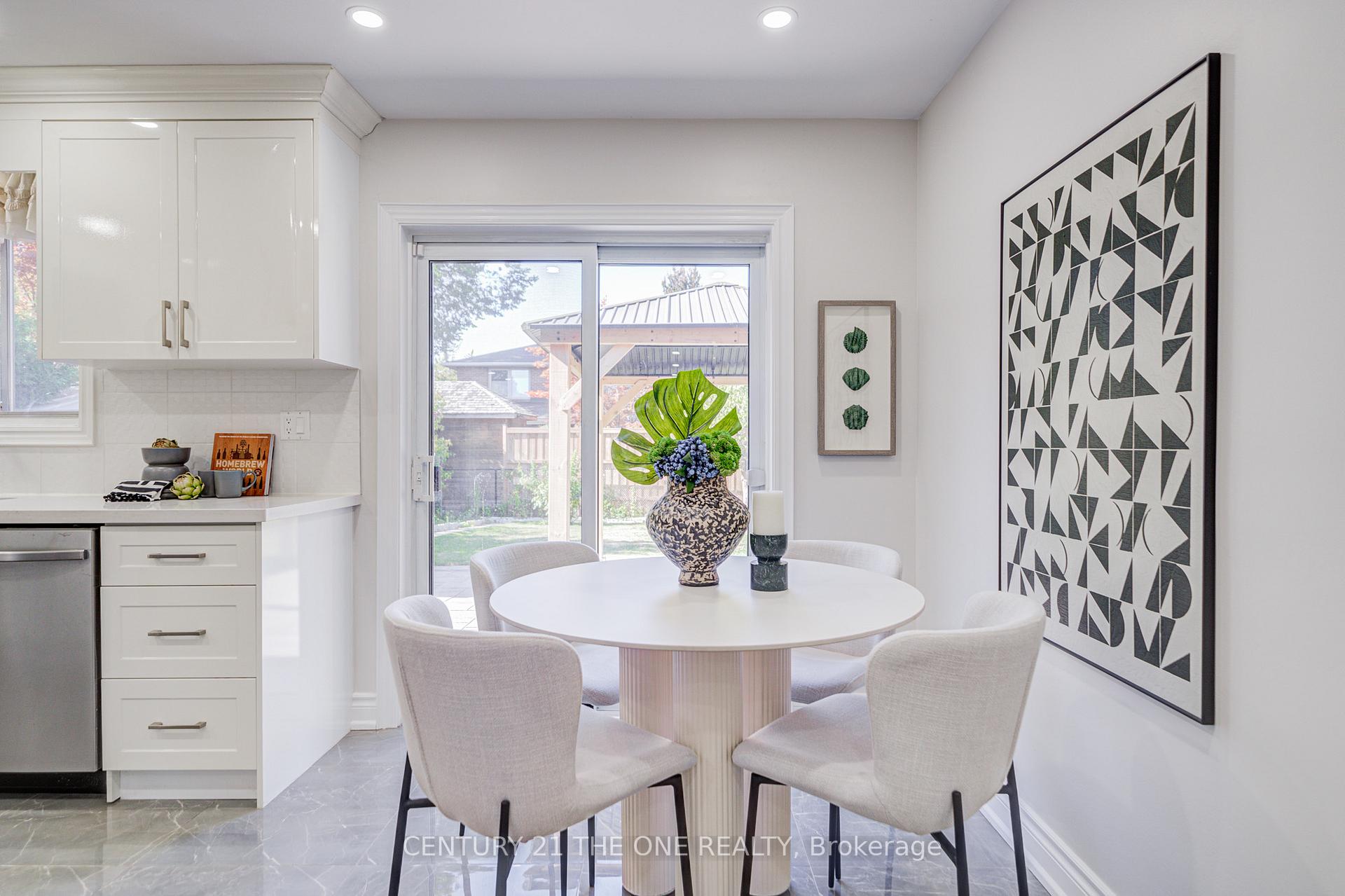 Photo 15 of 54 Marblemount Crescent, Scarborough, Tam O'Shanter-Sullivan — HOMEH