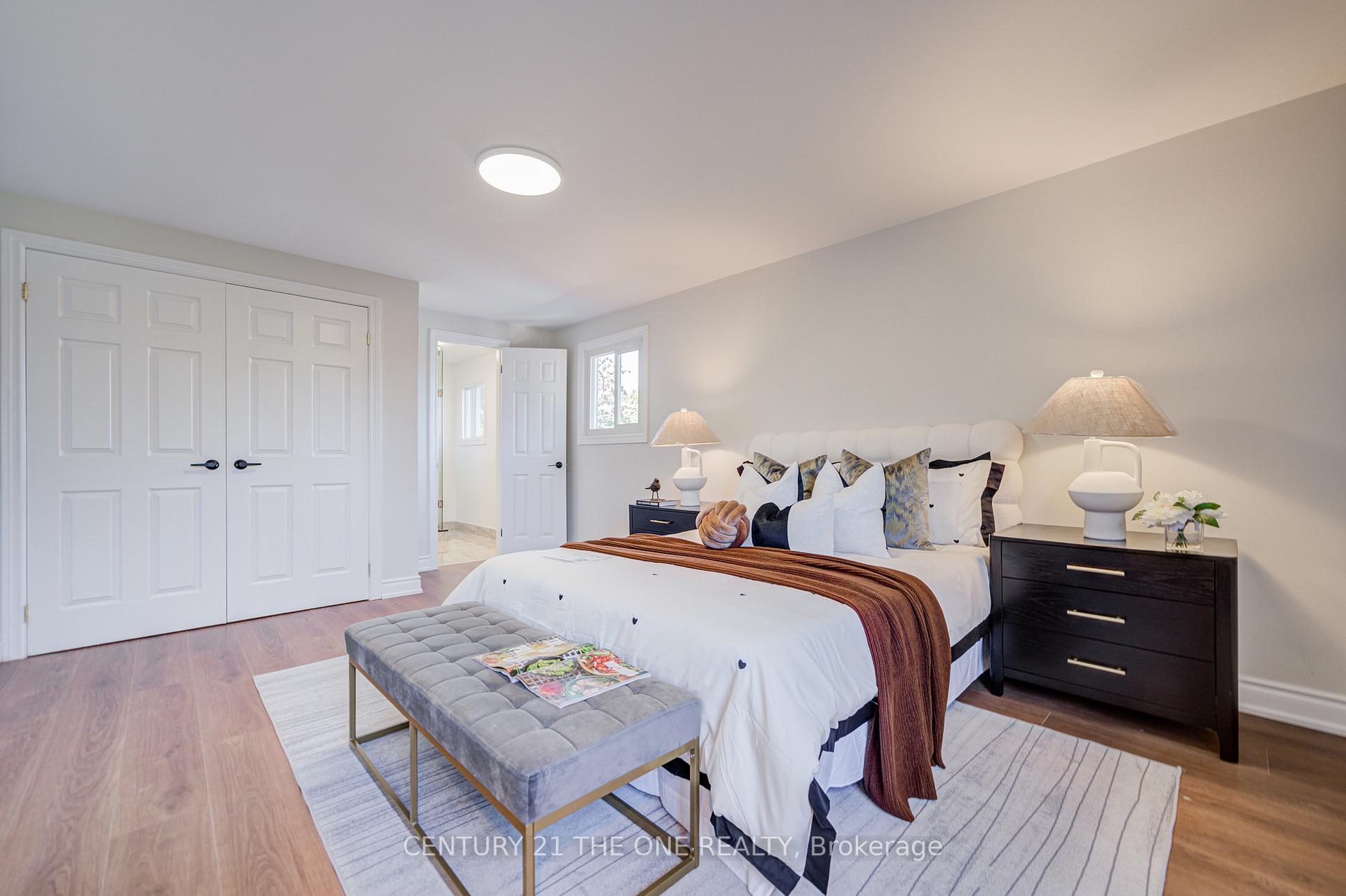 Photo 24 of 54 Marblemount Crescent, Scarborough, Tam O'Shanter-Sullivan — HOMEH