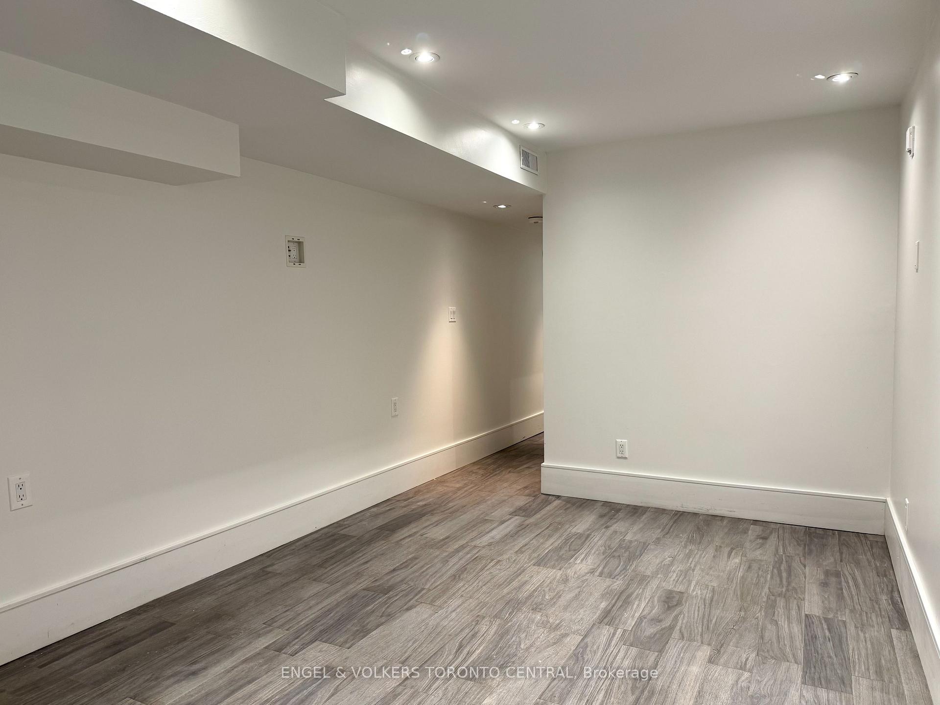 Photo 4 of Unit Lower, 111 Boston Avenue, Toronto, South Riverdale — HOMEH