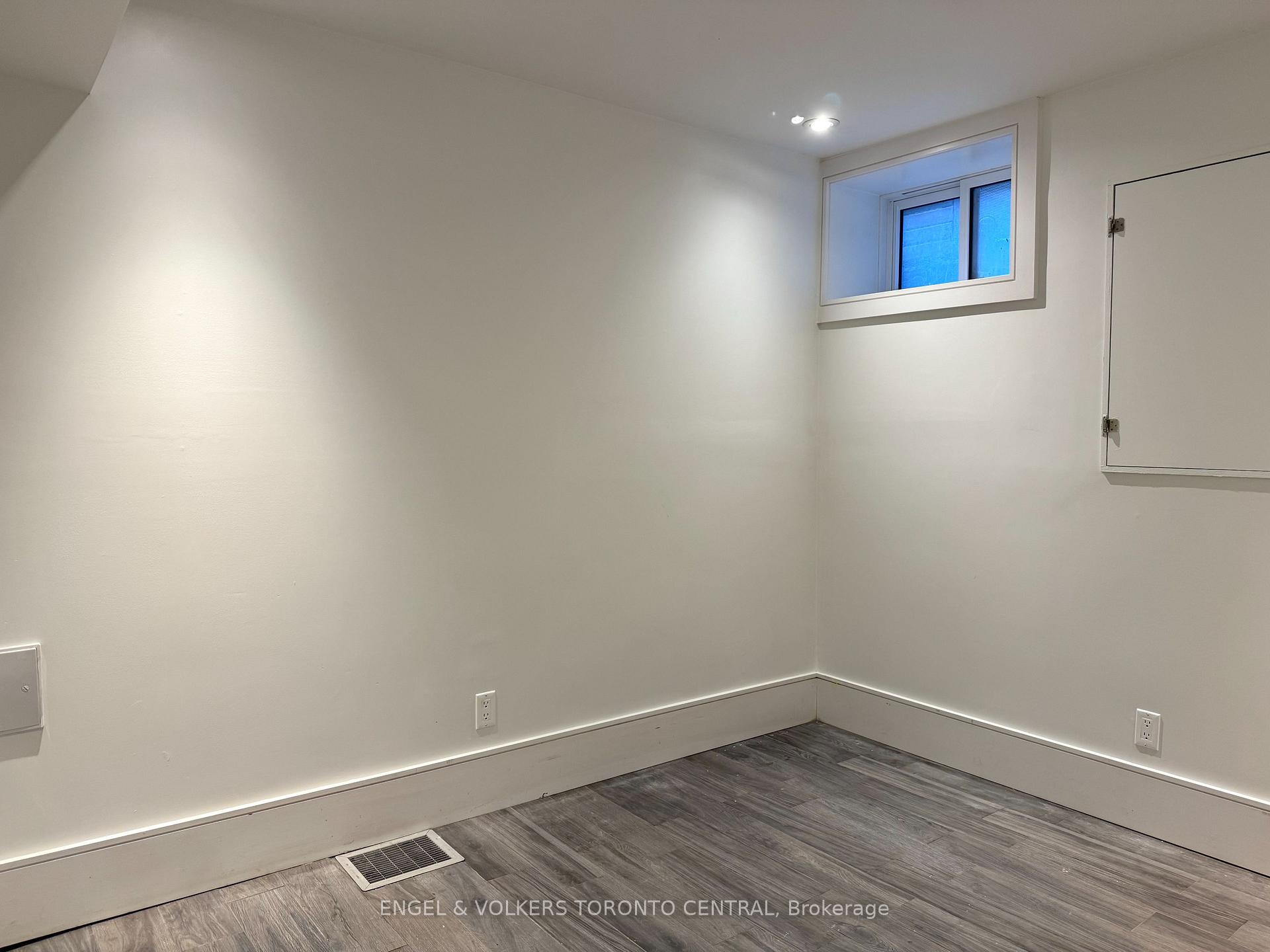 Photo 6 of Unit Lower, 111 Boston Avenue, Toronto, South Riverdale — HOMEH