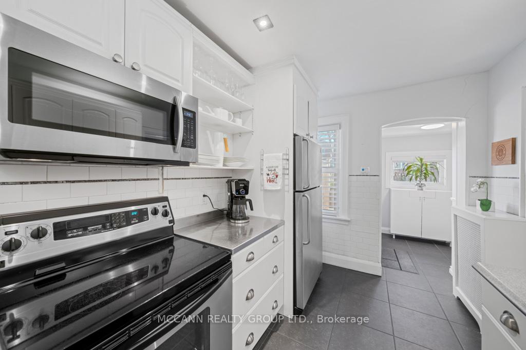Photo 15 of 183 Lawrence Avenue W, Toronto, Lawrence Park South — HOMEH
