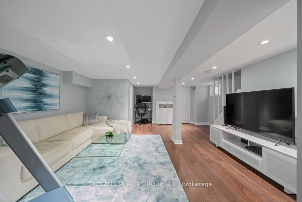 Photo 36 of 183 Lawrence Avenue W, Toronto, Lawrence Park South — HOMEH