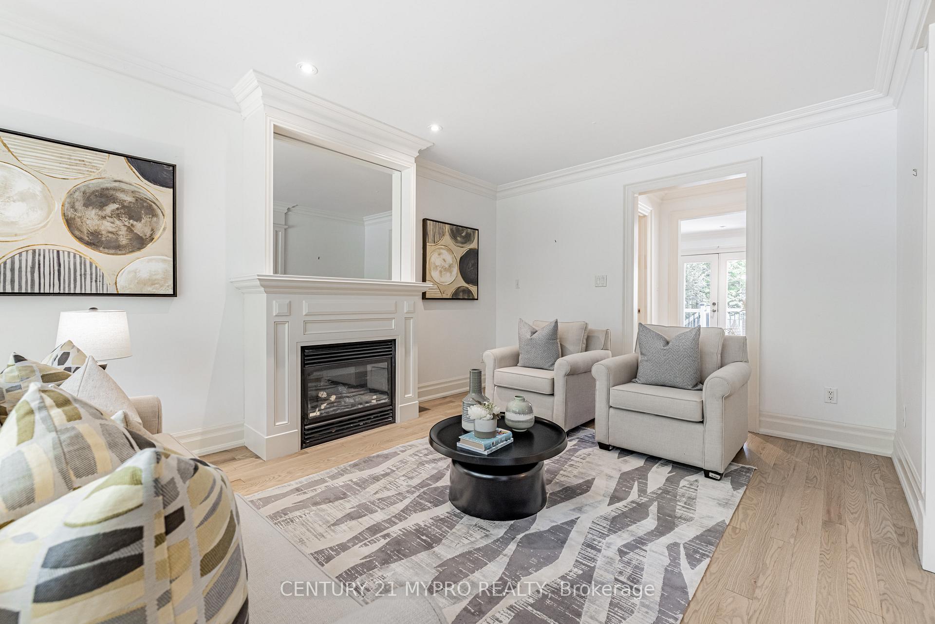 Photo 8 of 54 Ridge Hill Drive, Toronto, Forest Hill North — HOMEH