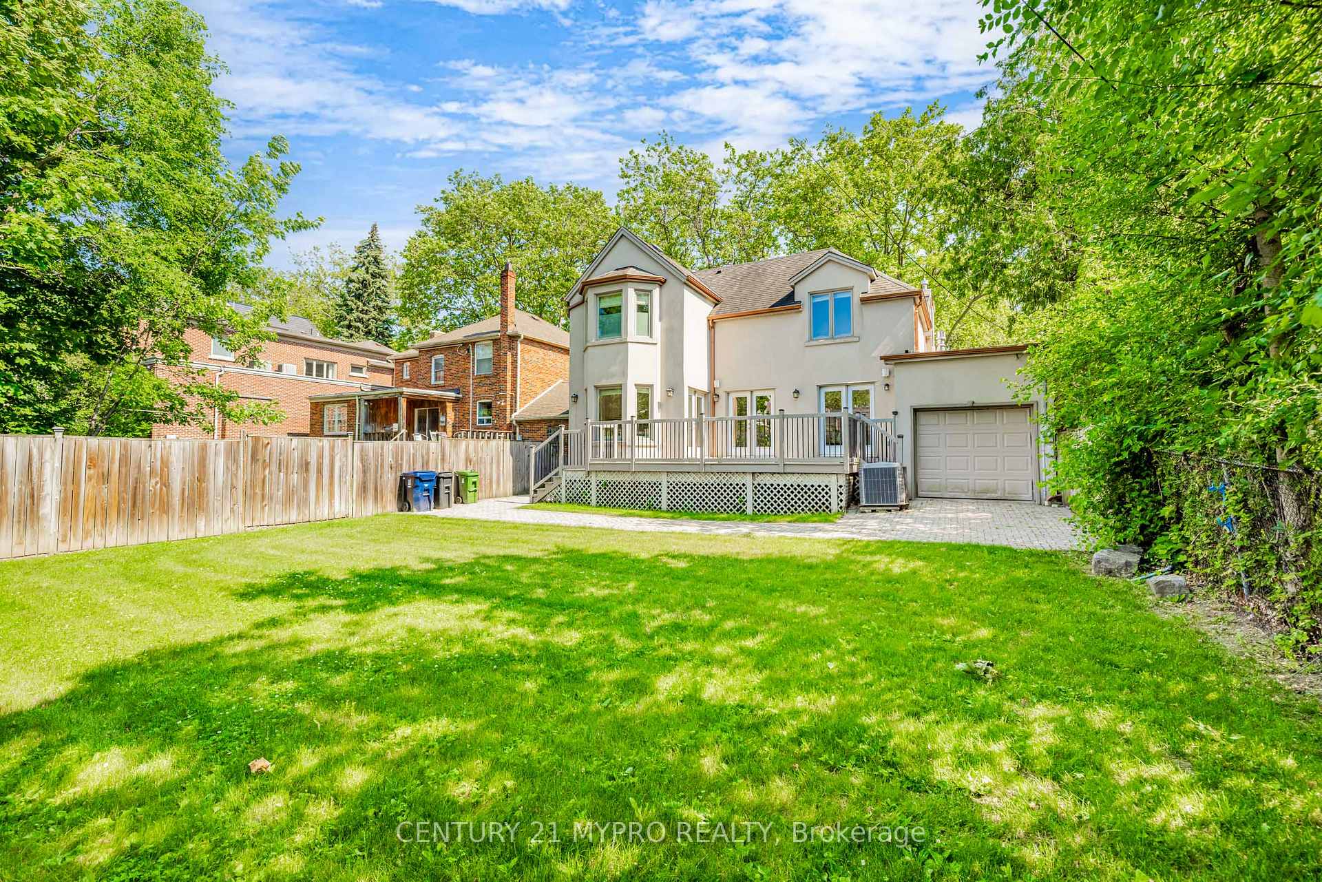 Photo 47 of 54 Ridge Hill Drive, Toronto, Forest Hill North — HOMEH