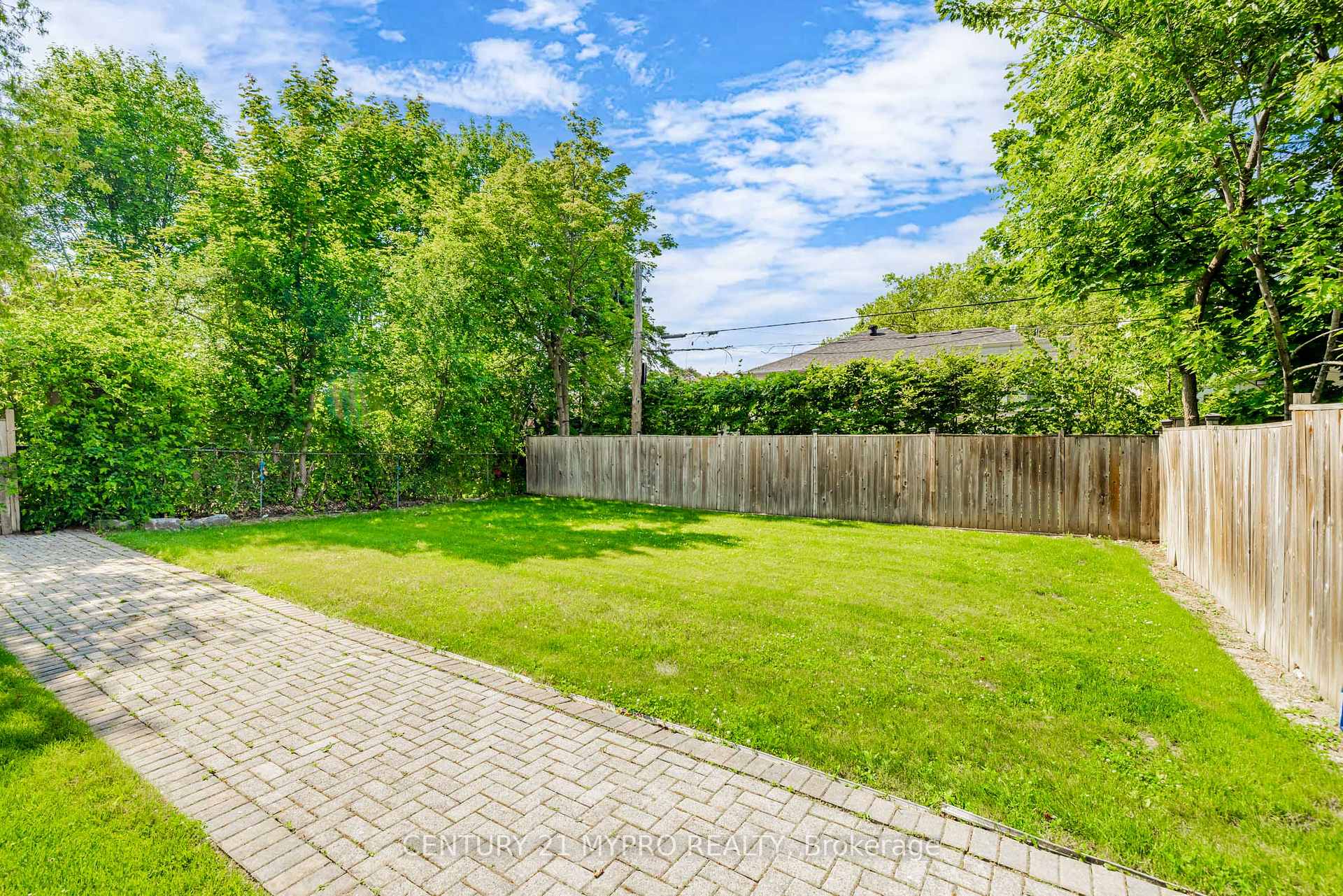 Photo 49 of 54 Ridge Hill Drive, Toronto, Forest Hill North — HOMEH