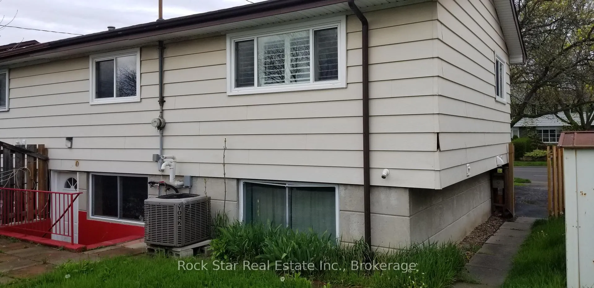 Photo 21 of 562 Greenhill Avenue, Hamilton, Vincent — HOMEH