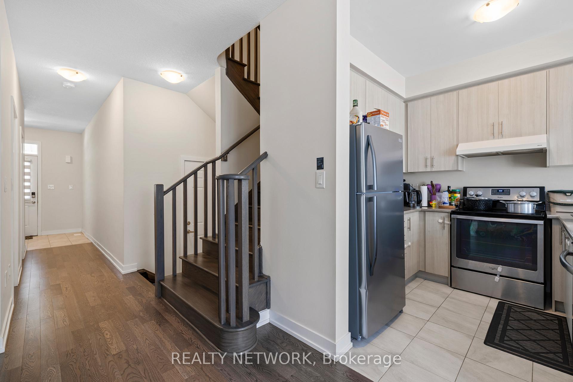 Photo 12 of 20 Daisy Lane, Thorold, Hurricane/Merrittville — HOMEH