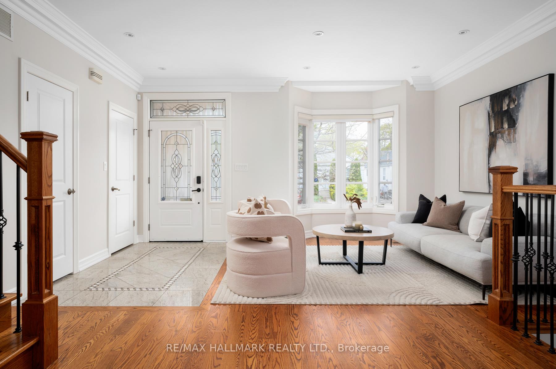 Photo 4 of 115 Cadorna Avenue, Toronto, East York — HOMEH