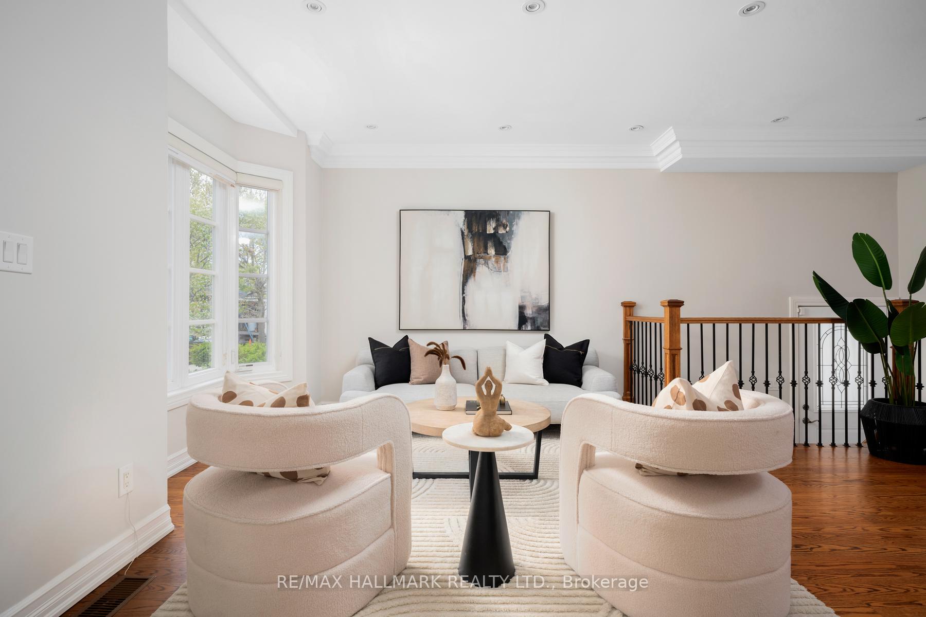 Photo 5 of 115 Cadorna Avenue, Toronto, East York — HOMEH