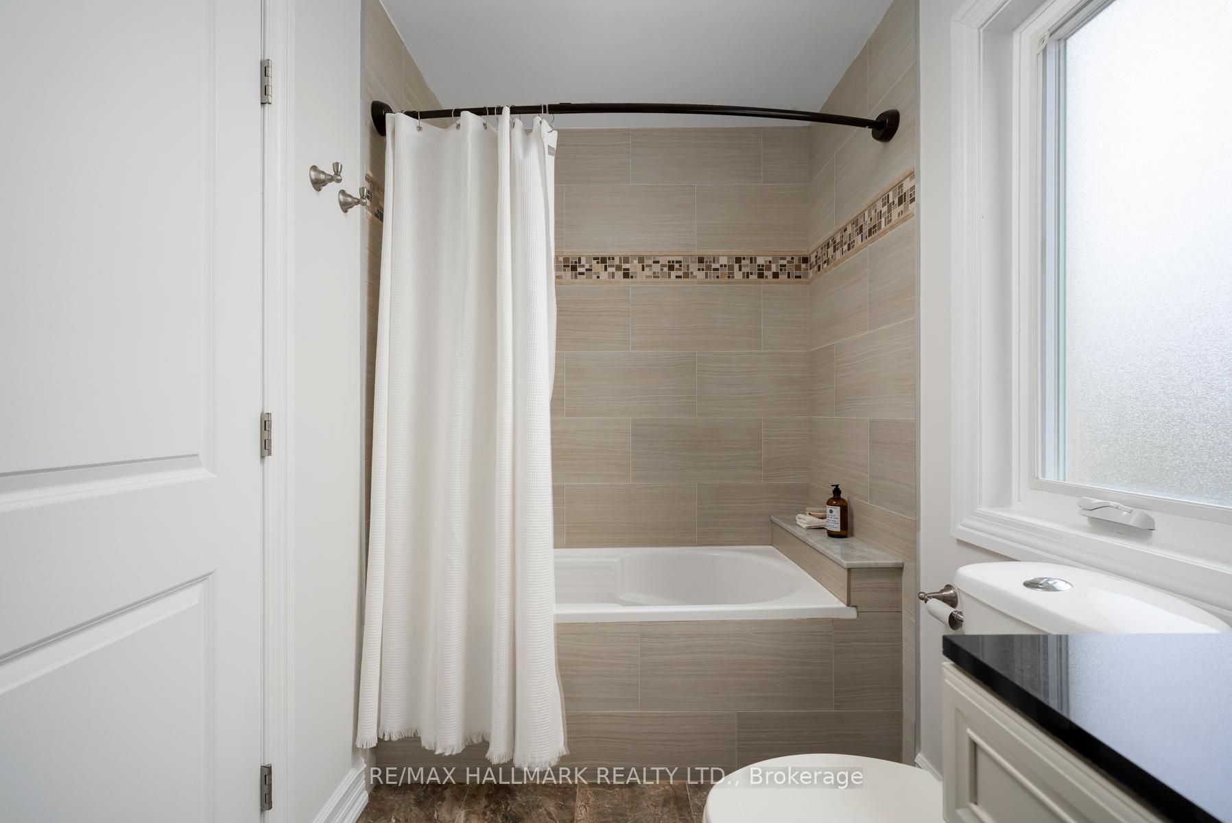 Photo 28 of 115 Cadorna Avenue, Toronto, East York — HOMEH
