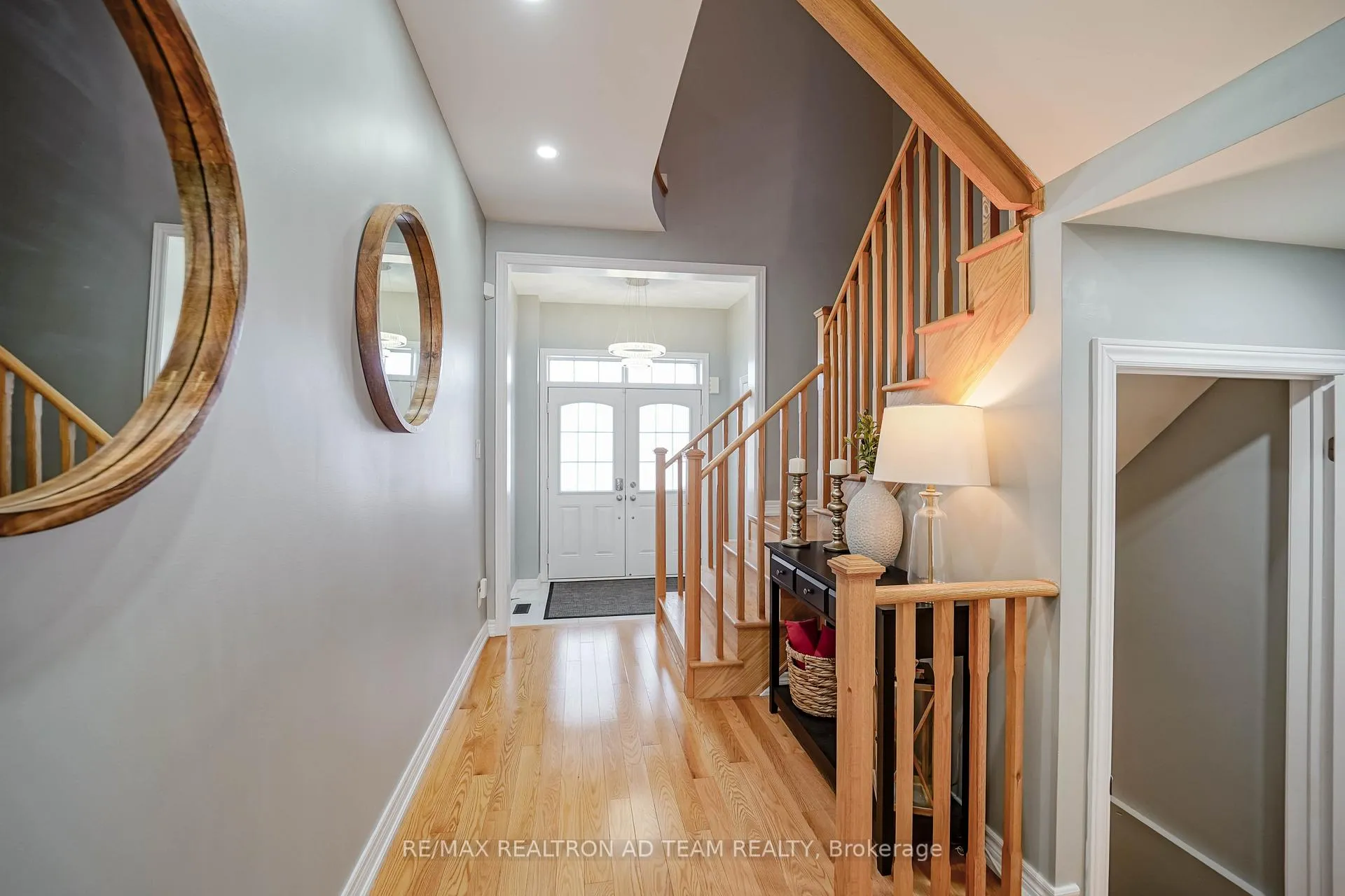 Photo 5 of 1109 Baltic Lane, Pickering, Rural Pickering — HOMEH