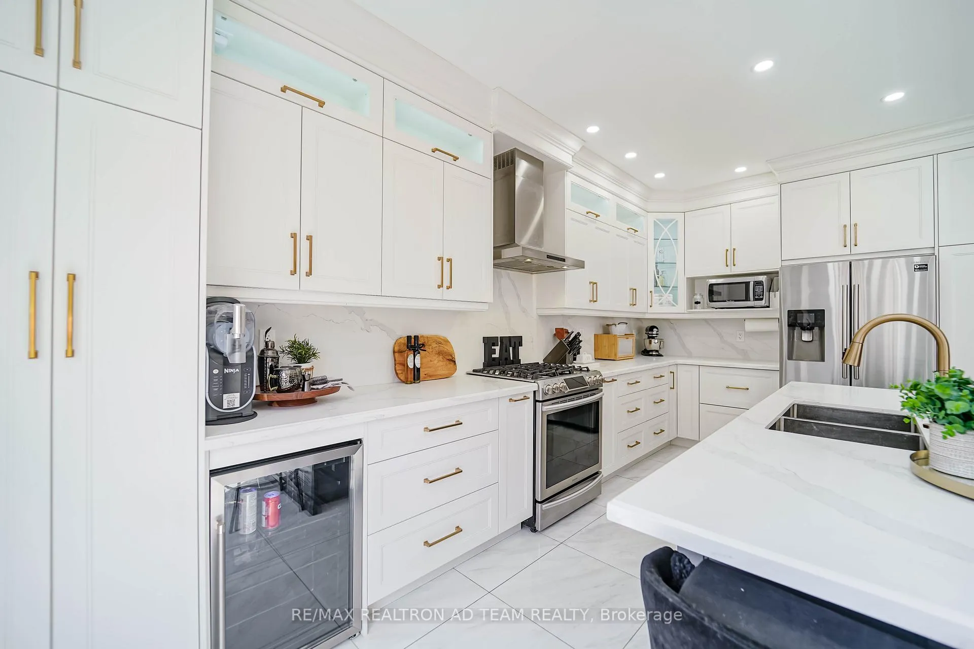 Photo 12 of 1109 Baltic Lane, Pickering, Rural Pickering — HOMEH