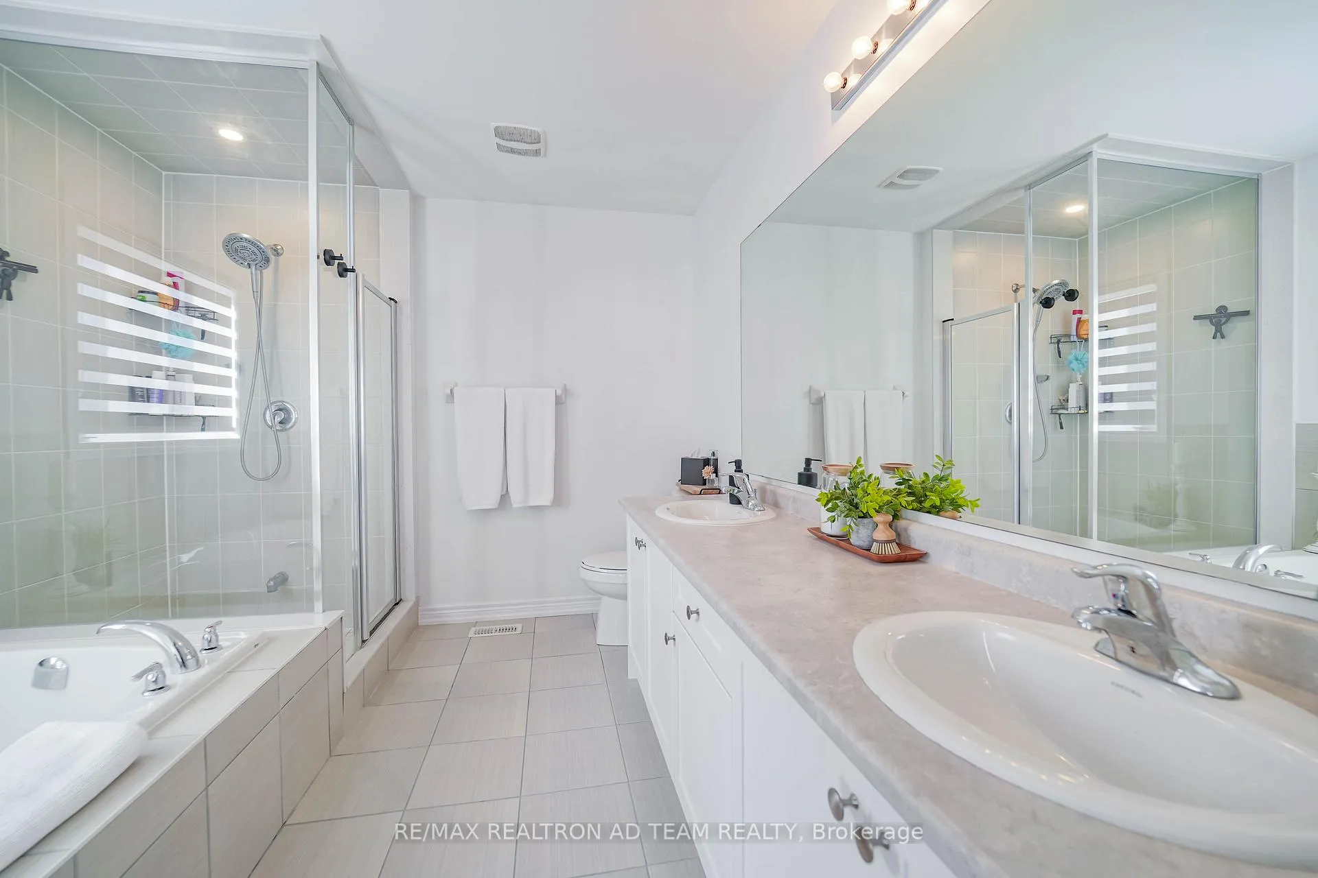 Photo 22 of 1109 Baltic Lane, Pickering, Rural Pickering — HOMEH