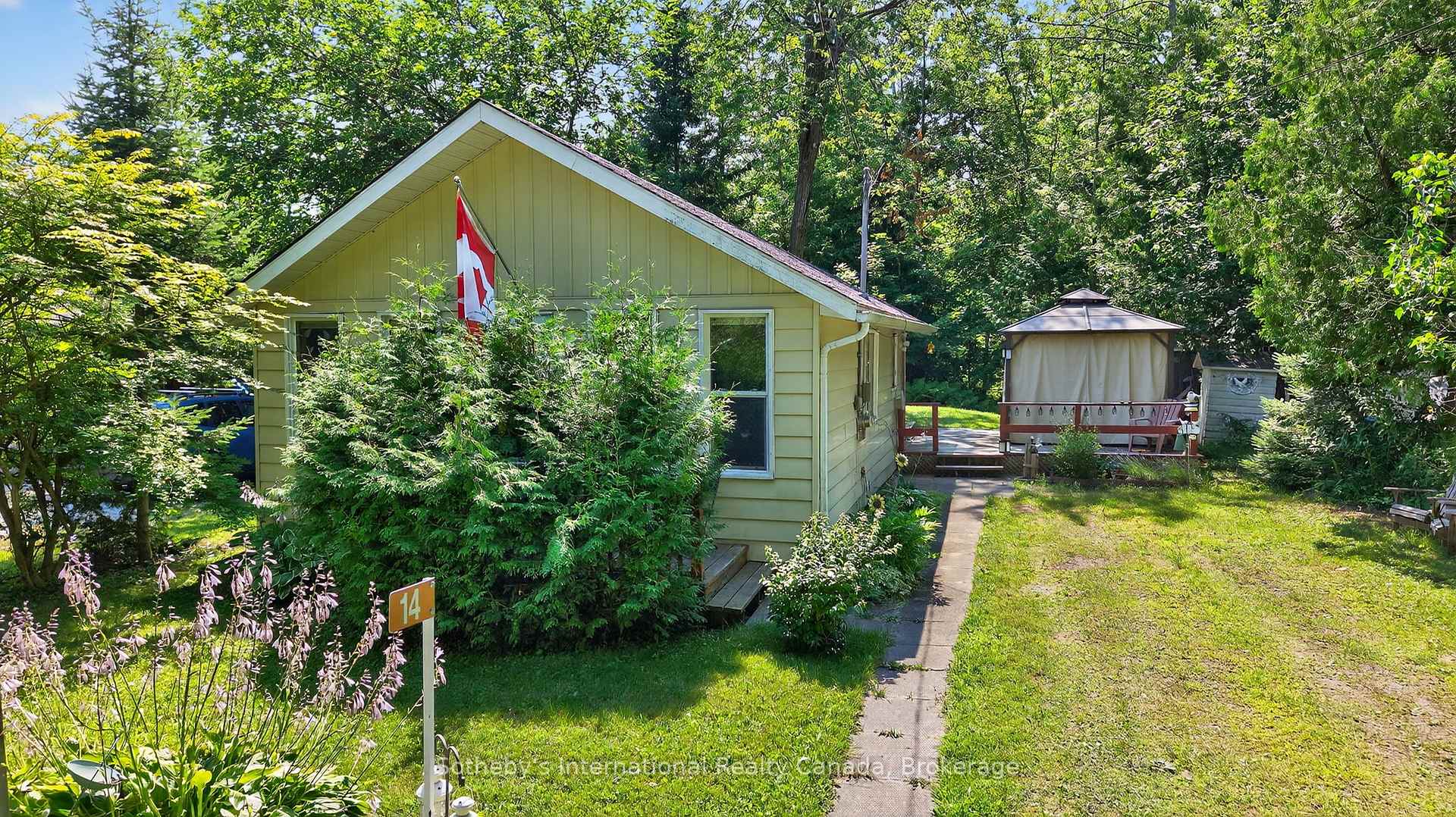 Photo 16 of 14 Domar Road, Tiny, Rural Tiny — HOMEH