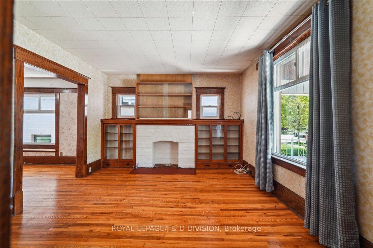 Photo 8 of 172 Briar Hill Avenue, Toronto, Lawrence Park South — HOMEH