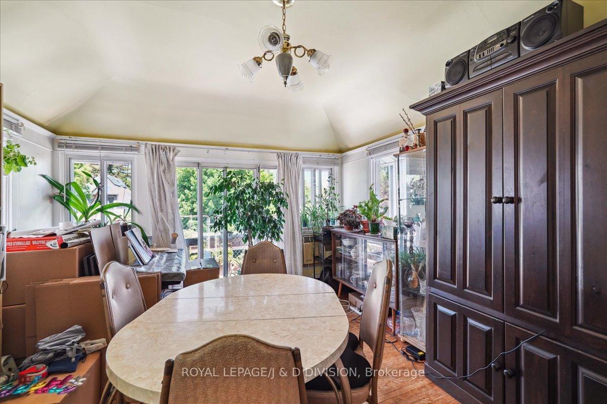 Photo 23 of 172 Briar Hill Avenue, Toronto, Lawrence Park South — HOMEH