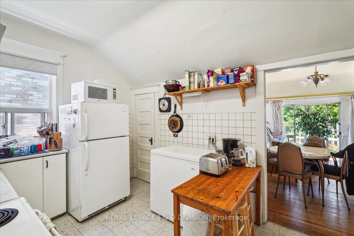 Photo 28 of 172 Briar Hill Avenue, Toronto, Lawrence Park South — HOMEH
