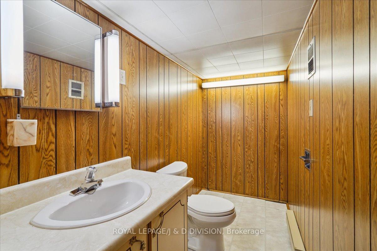 Photo 31 of 172 Briar Hill Avenue, Toronto, Lawrence Park South — HOMEH