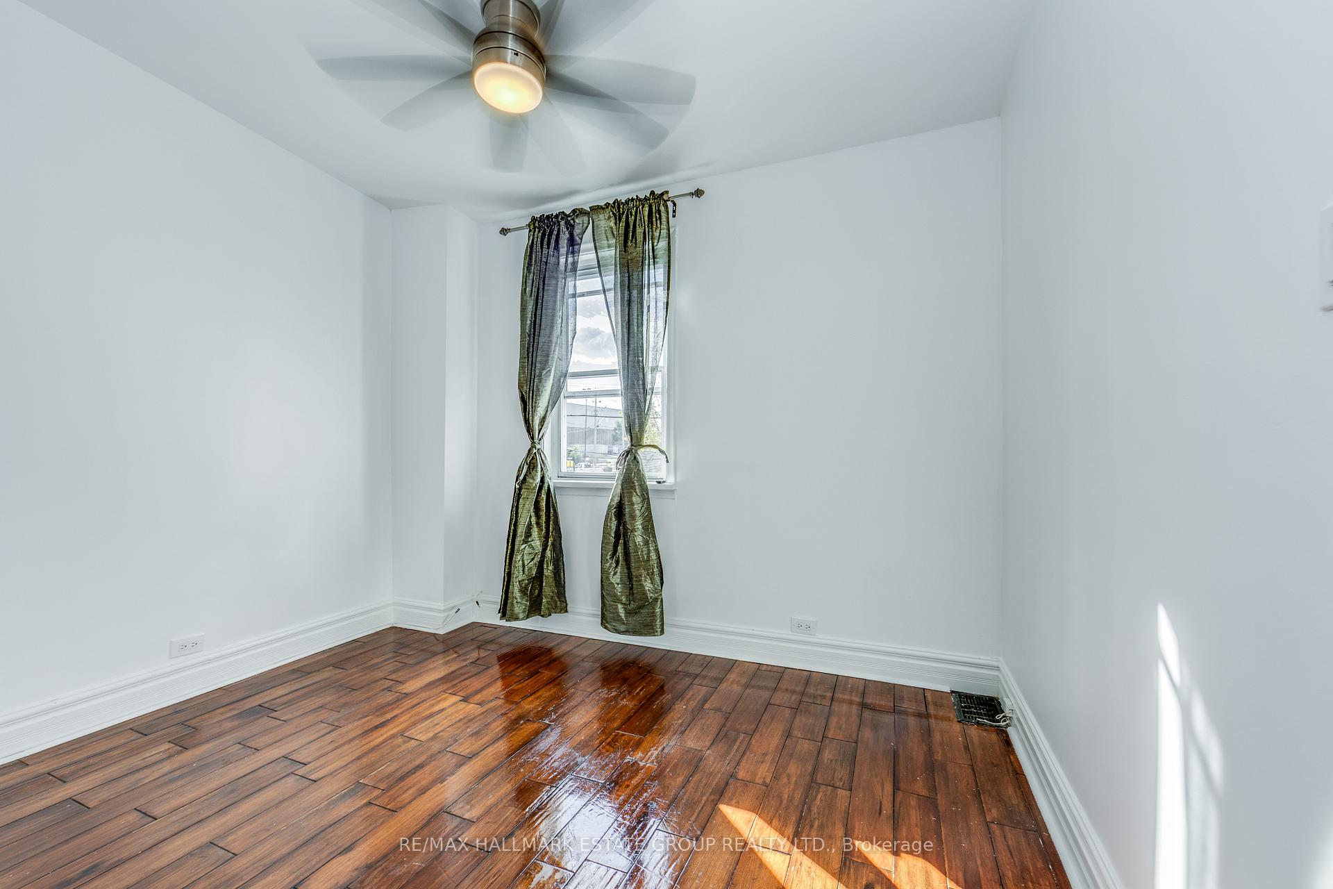 Photo 28 of 50 Logan Avenue, Toronto, South Riverdale — HOMEH