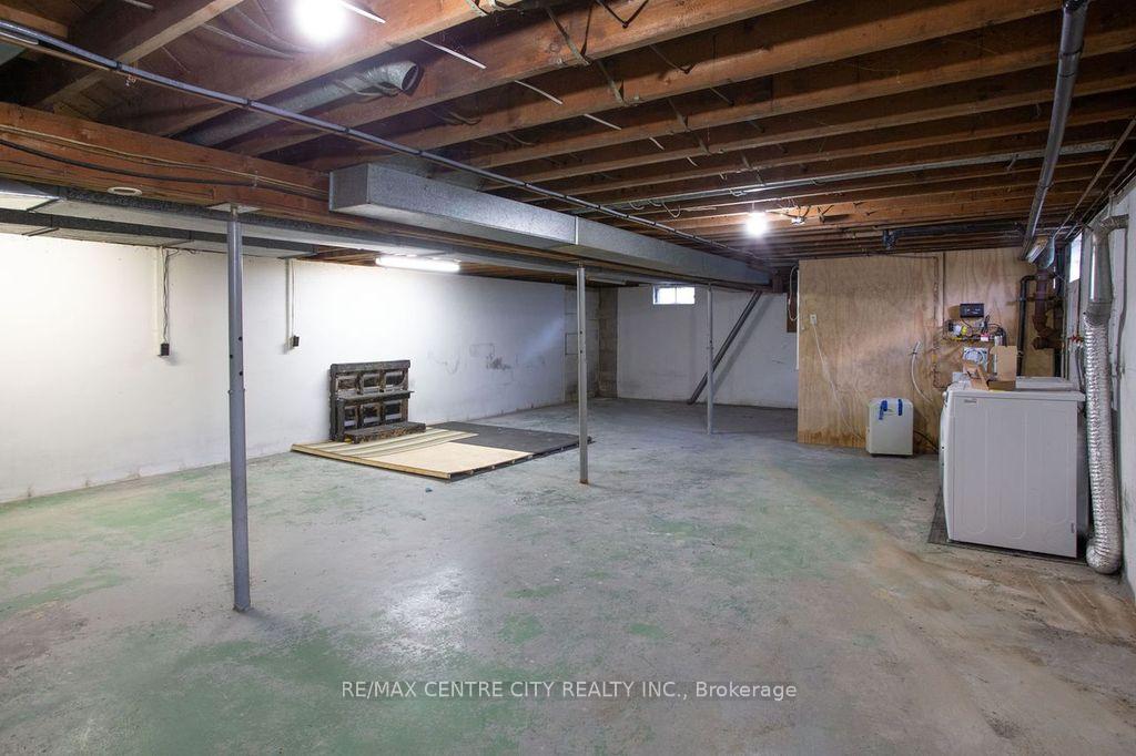 Photo 22 of 5604 Dundas Street, Thames Centre, Rural Thames Centre — HOMEH
