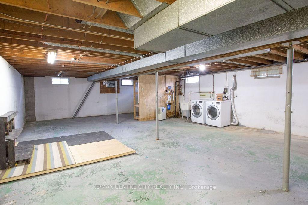 Photo 23 of 5604 Dundas Street, Thames Centre, Rural Thames Centre — HOMEH