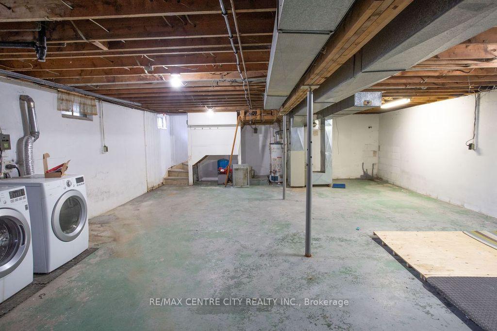 Photo 25 of 5604 Dundas Street, Thames Centre, Rural Thames Centre — HOMEH