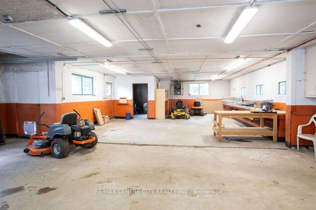 Photo 31 of 5604 Dundas Street, Thames Centre, Rural Thames Centre — HOMEH