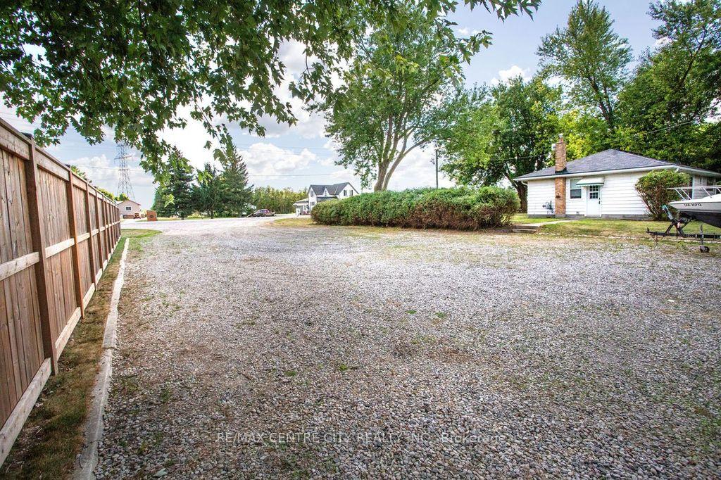 Photo 34 of 5604 Dundas Street, Thames Centre, Rural Thames Centre — HOMEH