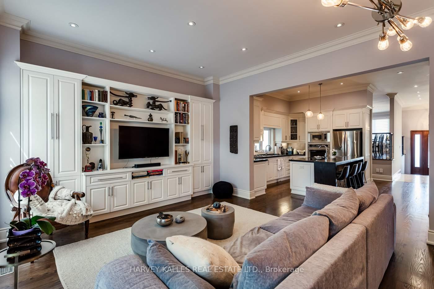 Photo 15 of 149 Bannockburn Avenue, Toronto, Bedford Park-Nortown — HOMEH