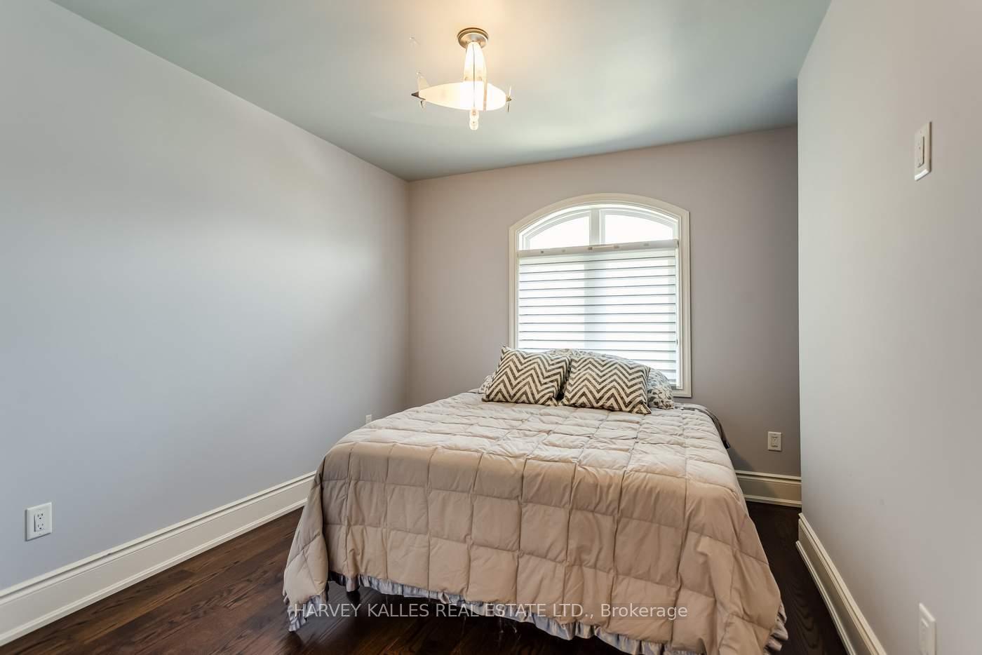 Photo 21 of 149 Bannockburn Avenue, Toronto, Bedford Park-Nortown — HOMEH