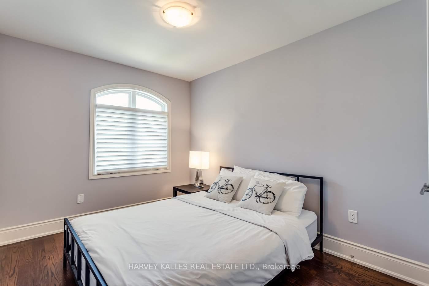 Photo 24 of 149 Bannockburn Avenue, Toronto, Bedford Park-Nortown — HOMEH