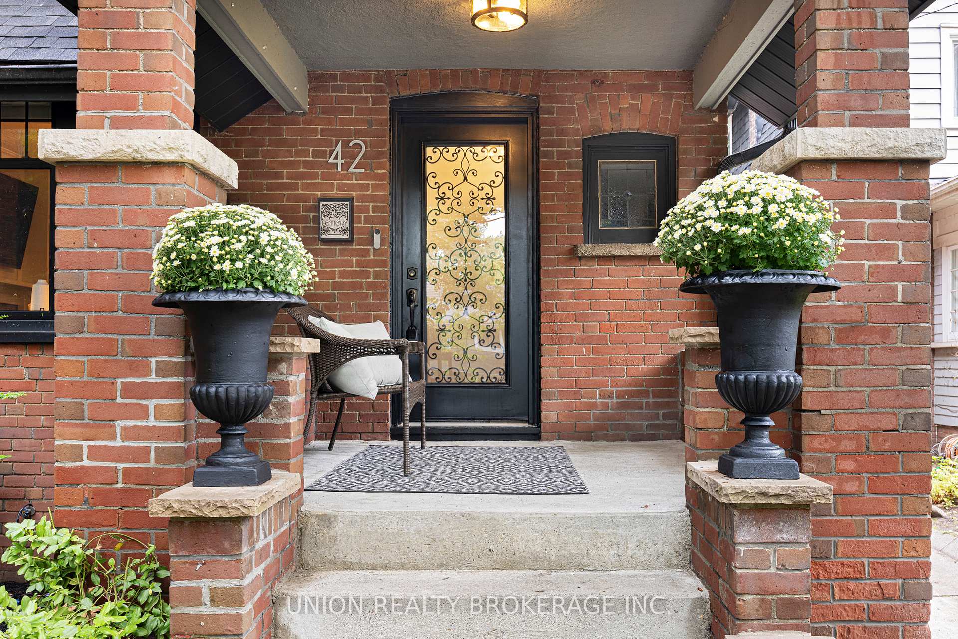 Photo 2 of 42 Fairmount Crescent, Toronto, Woodbine Corridor — HOMEH