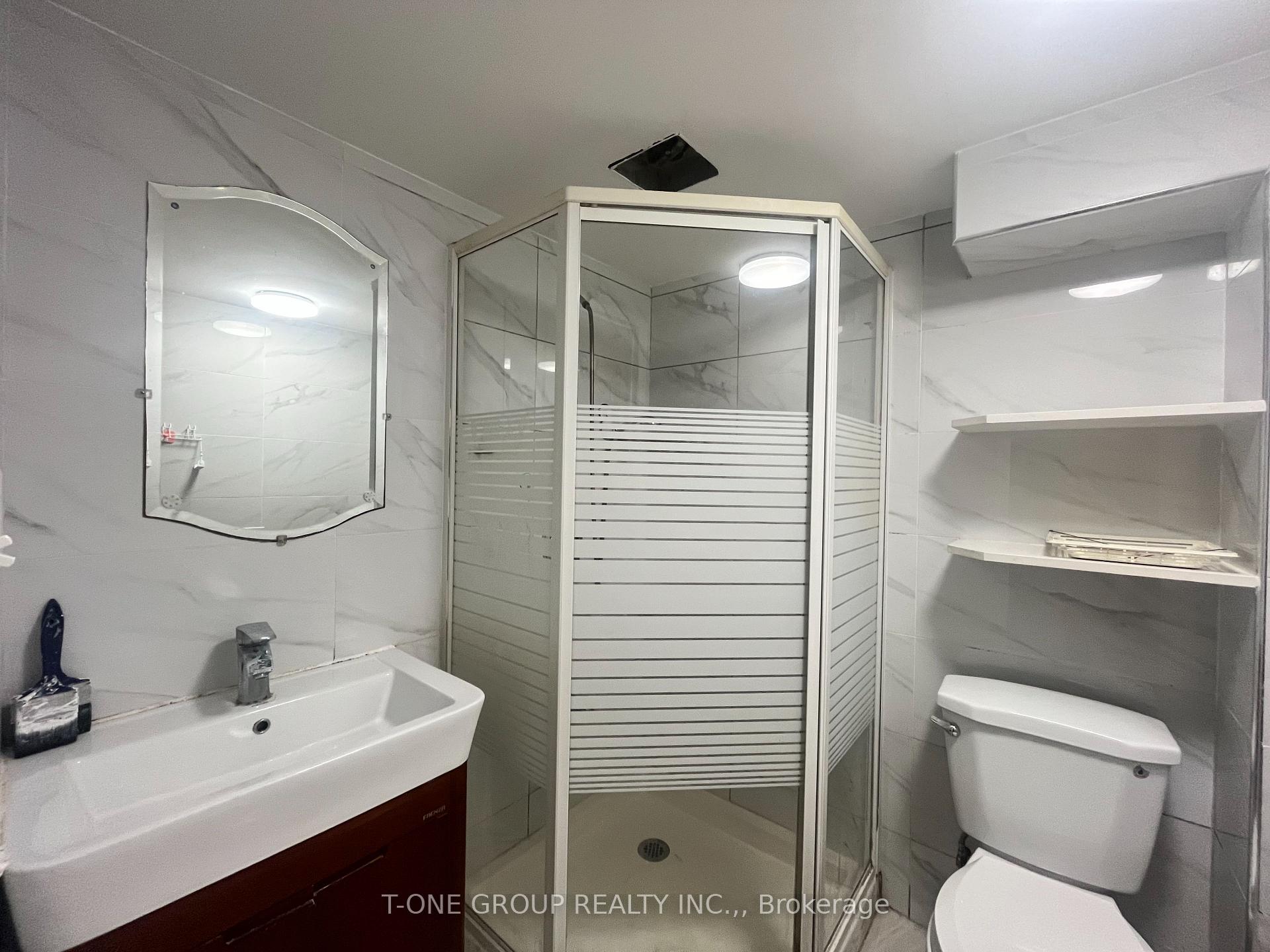 Photo 6 of 16 Fabray Court, Scarborough, Steeles — HOMEH