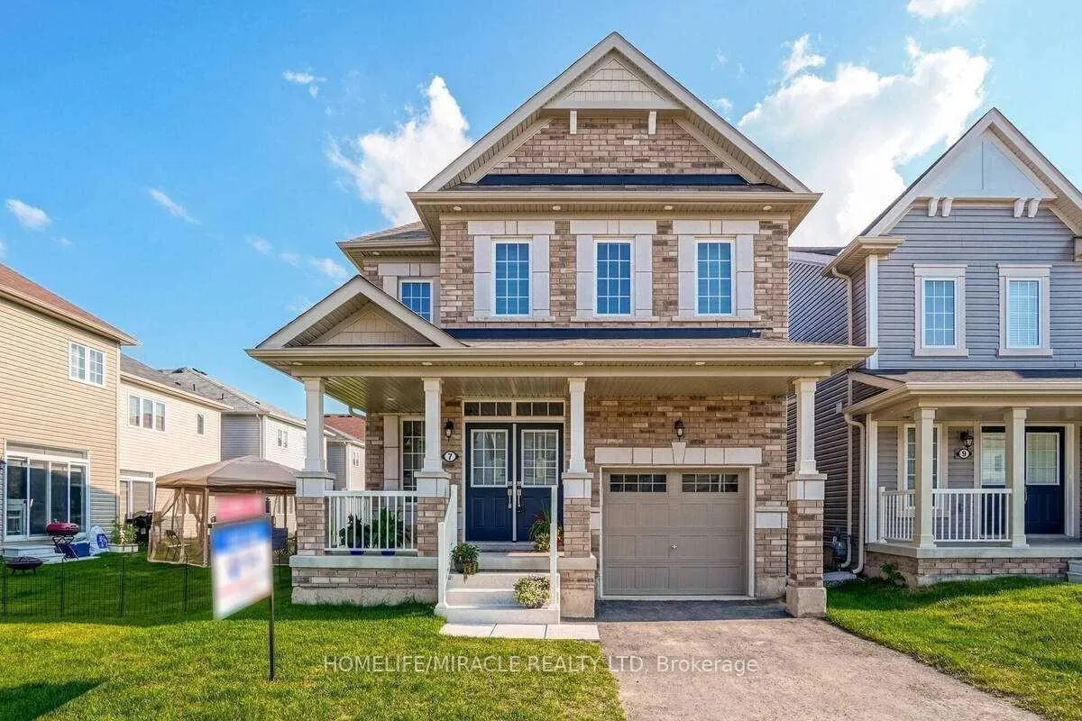 Front of 7 Esther Crescent