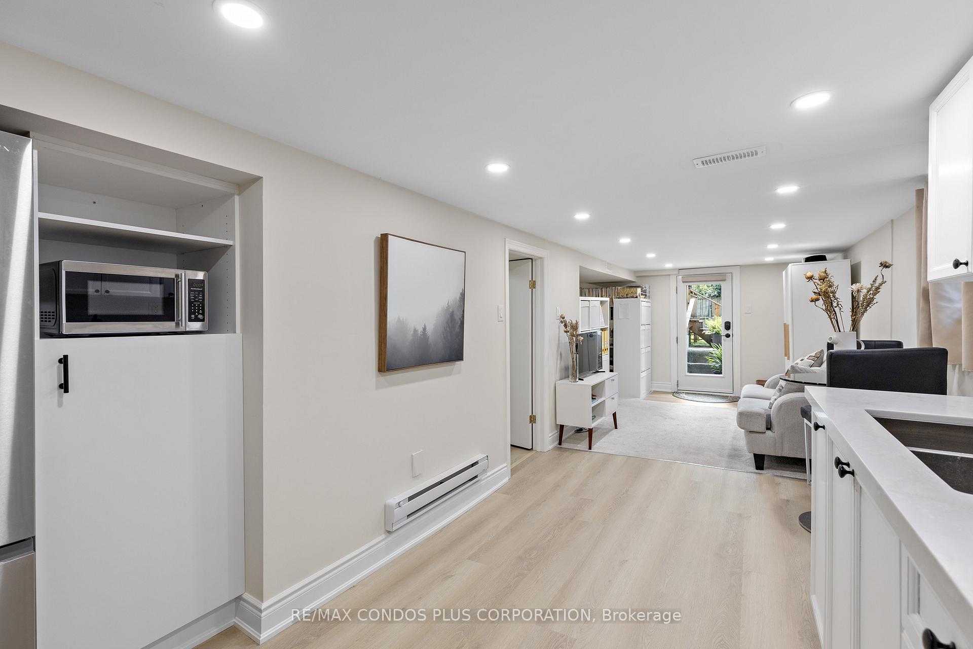 Photo 24 of 103 Memorial Park Avenue, Toronto, Danforth Village-East York — HOMEH