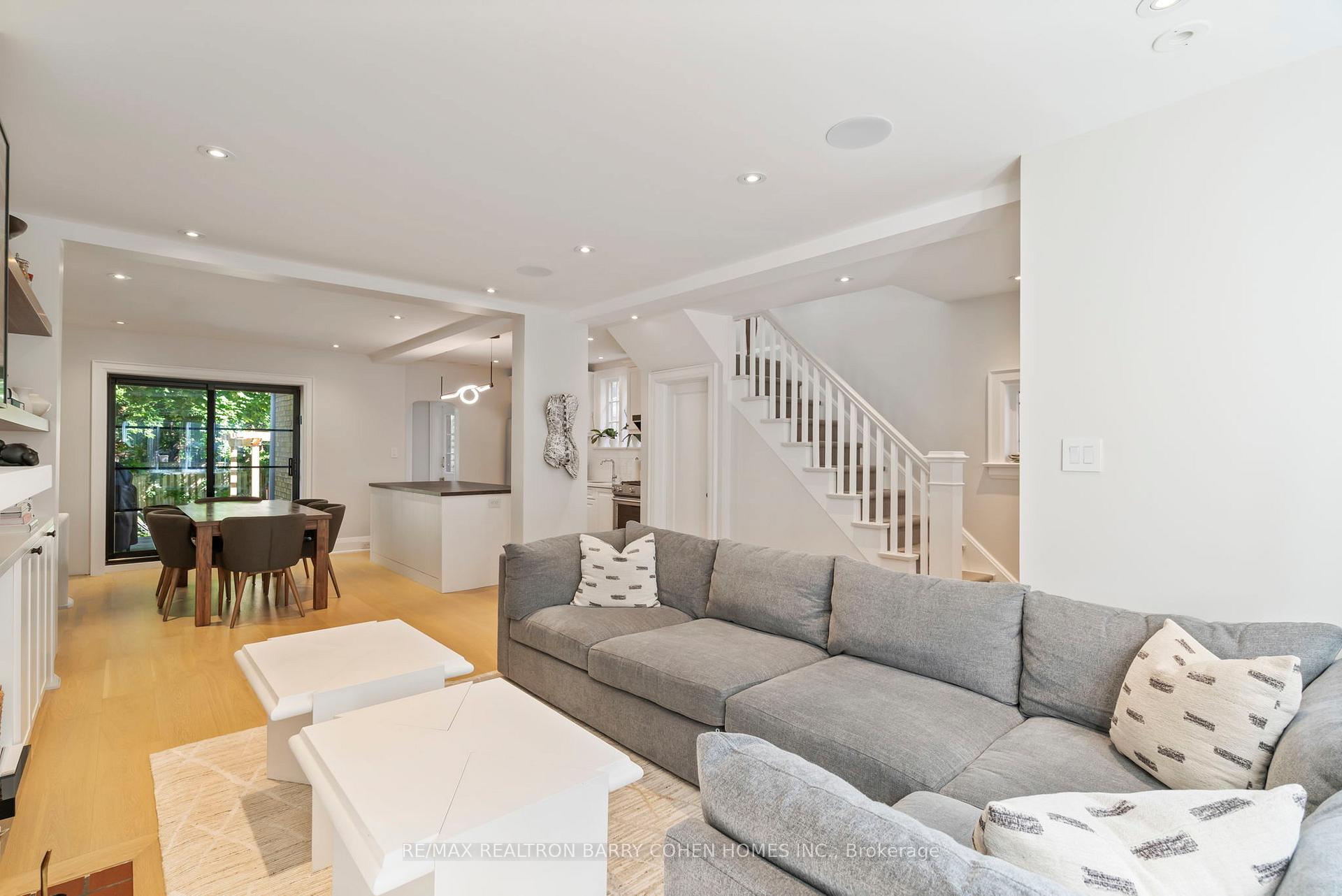 Photo 10 of 522 Roselawn Avenue, Toronto, Lawrence Park South — HOMEH