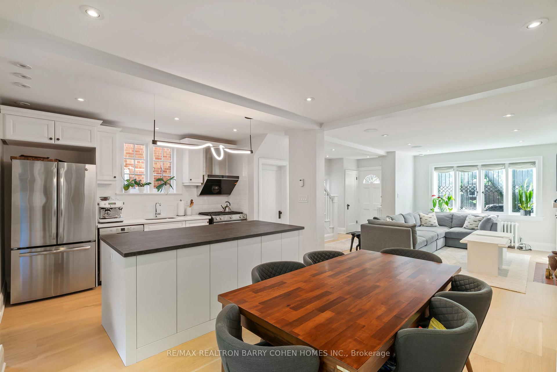 Photo 15 of 522 Roselawn Avenue, Toronto, Lawrence Park South — HOMEH