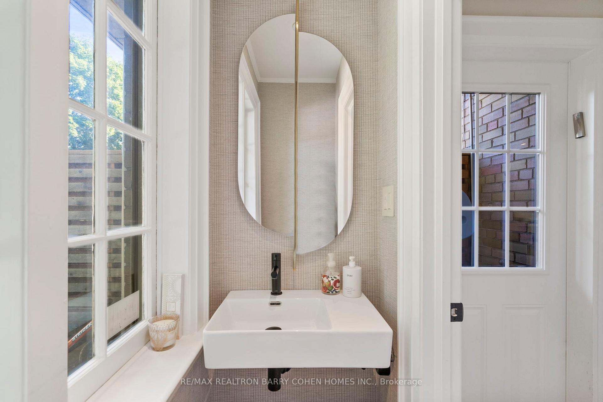 Photo 16 of 522 Roselawn Avenue, Toronto, Lawrence Park South — HOMEH