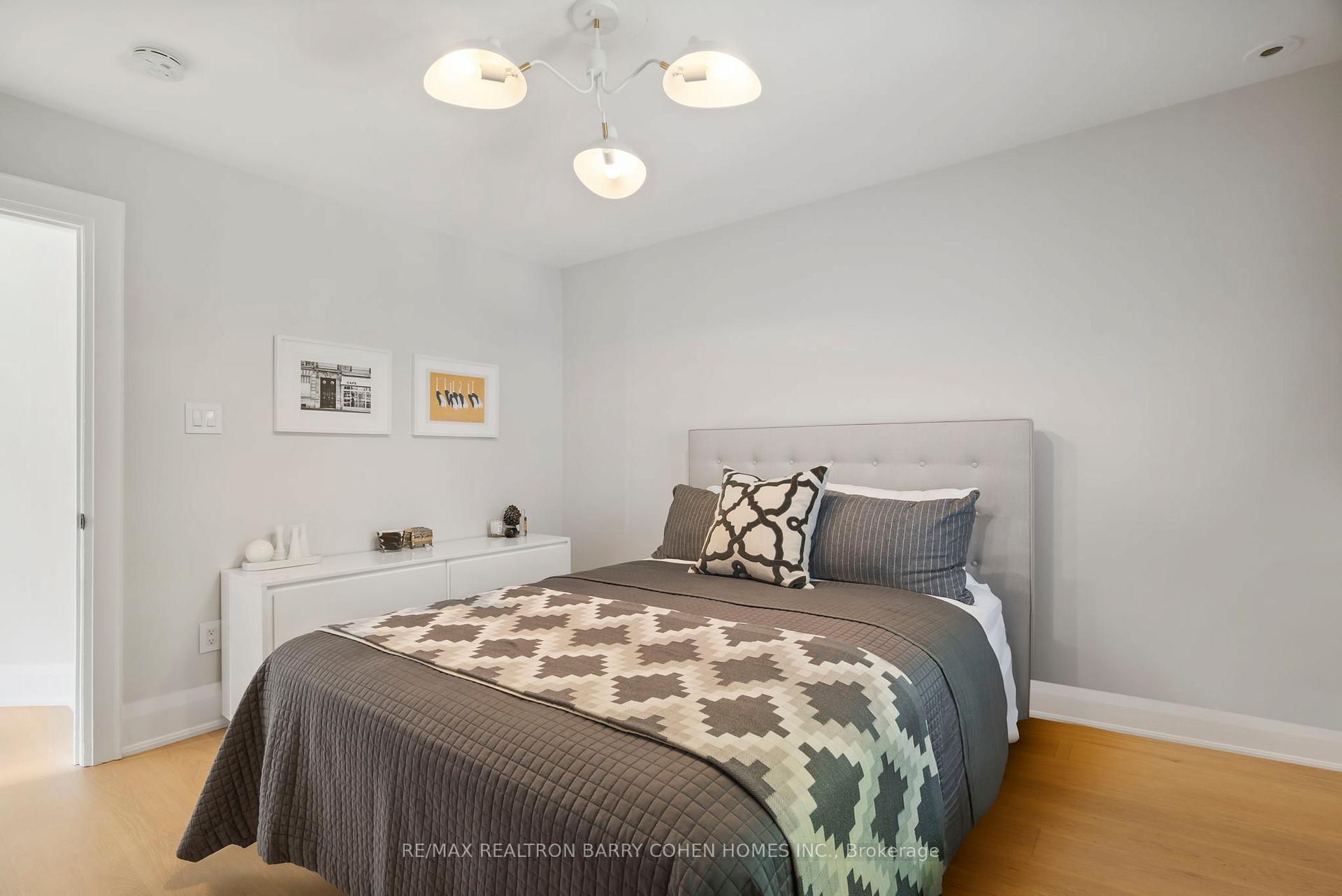 Photo 22 of 522 Roselawn Avenue, Toronto, Lawrence Park South — HOMEH