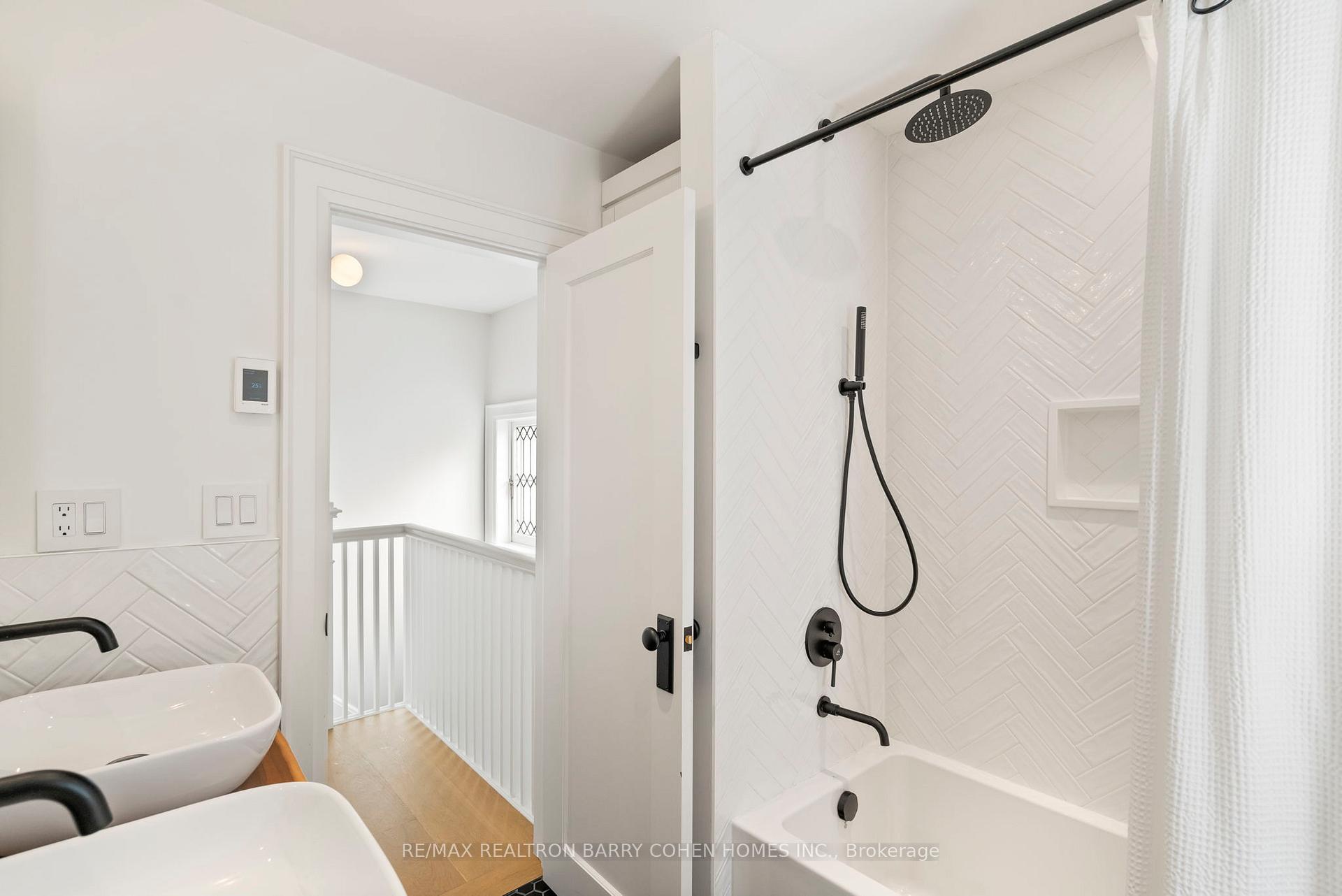 Photo 25 of 522 Roselawn Avenue, Toronto, Lawrence Park South — HOMEH